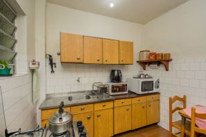 Image 10 - 189412