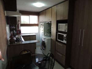 Image 19 - 189418