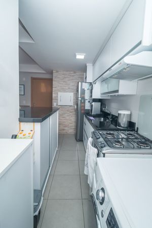 Image 18 - 189526