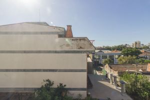 Image 4 - 189850