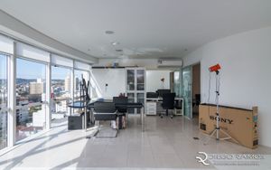 Image 7 - 189939