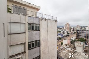 Image 6 - 189990