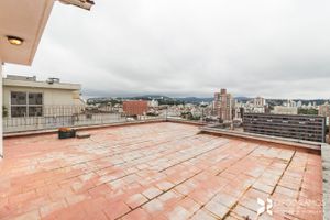 Image 28 - 189990