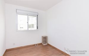 Image 4 - 190004