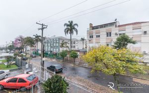 Image 3 - 190012