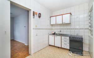 Image 10 - 190012