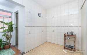 Image 11 - 190012