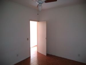 Image 13 - 190016