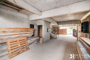 Image 19 - 190171