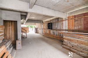 Image 20 - 190171