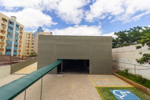 Image 6 - 190241