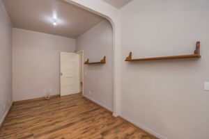 Image 17 - 190255