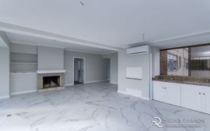 Image 6 - 190395
