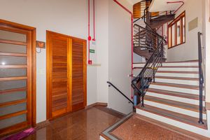 Image 3 - 190519