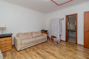 Image 10 - 190519