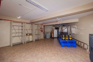 Image 35 - 190519