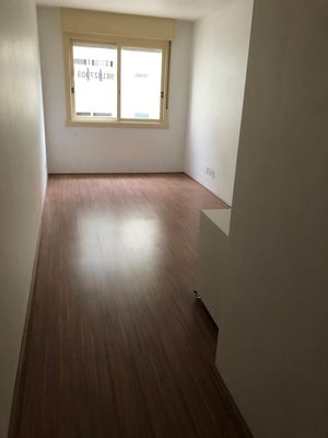 Image 1 - 190528