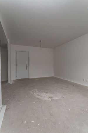 Image 6 - 190563