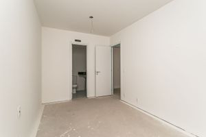 Image 7 - 190577