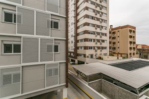 Image 15 - 190578