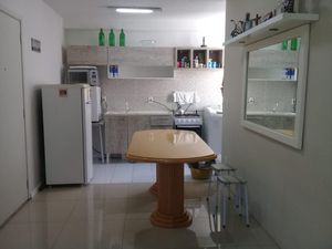Image 4 - 190660