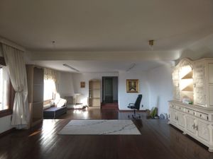 Image 11 - 190683