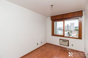 Image 11 - 190690