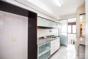 Image 15 - 190698