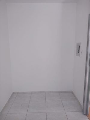 Image 12 - 191493