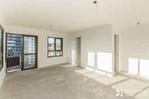 Image 30 - 192057