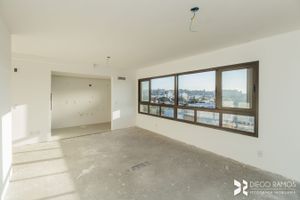 Image 34 - 192057