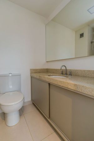 Image 19 - 192453