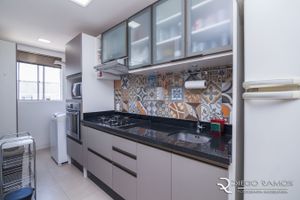 Image 14 - 192618