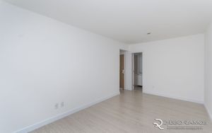 Image 4 - 192907