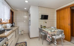 Image 19 - 192922
