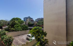 Image 3 - 193104
