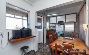 Image 8 - 193149