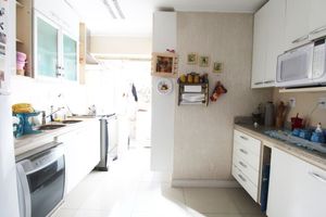 Image 9 - 193150