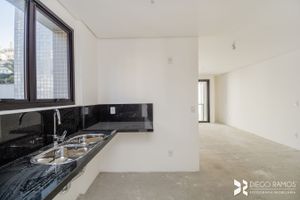 Image 18 - 193162