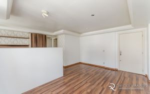 Image 1 - 193222
