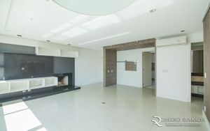 Image 1 - 193231
