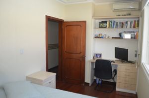 Image 19 - 193479