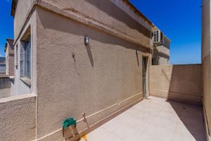 Image 33 - 193574