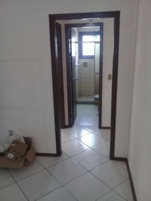 Image 1 - 193700