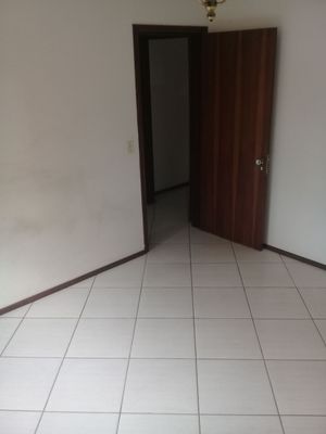 Image 0 - 193700