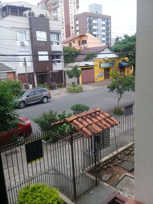 Image 12 - 193700
