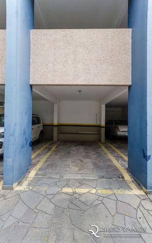 Image 22 - 193735