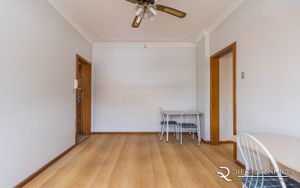 Image 4 - 193756