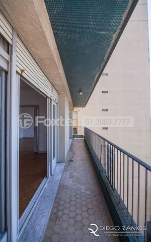Image 4 - 194050