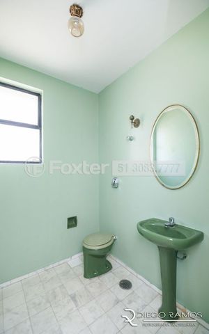 Image 7 - 194050